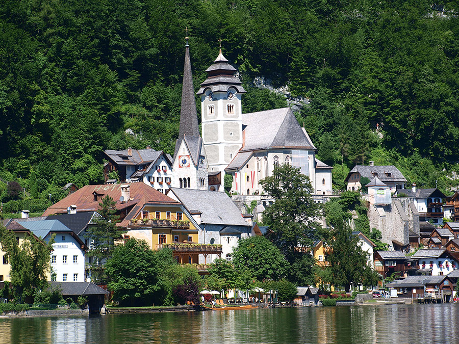 The 2 churches of Hallstatt